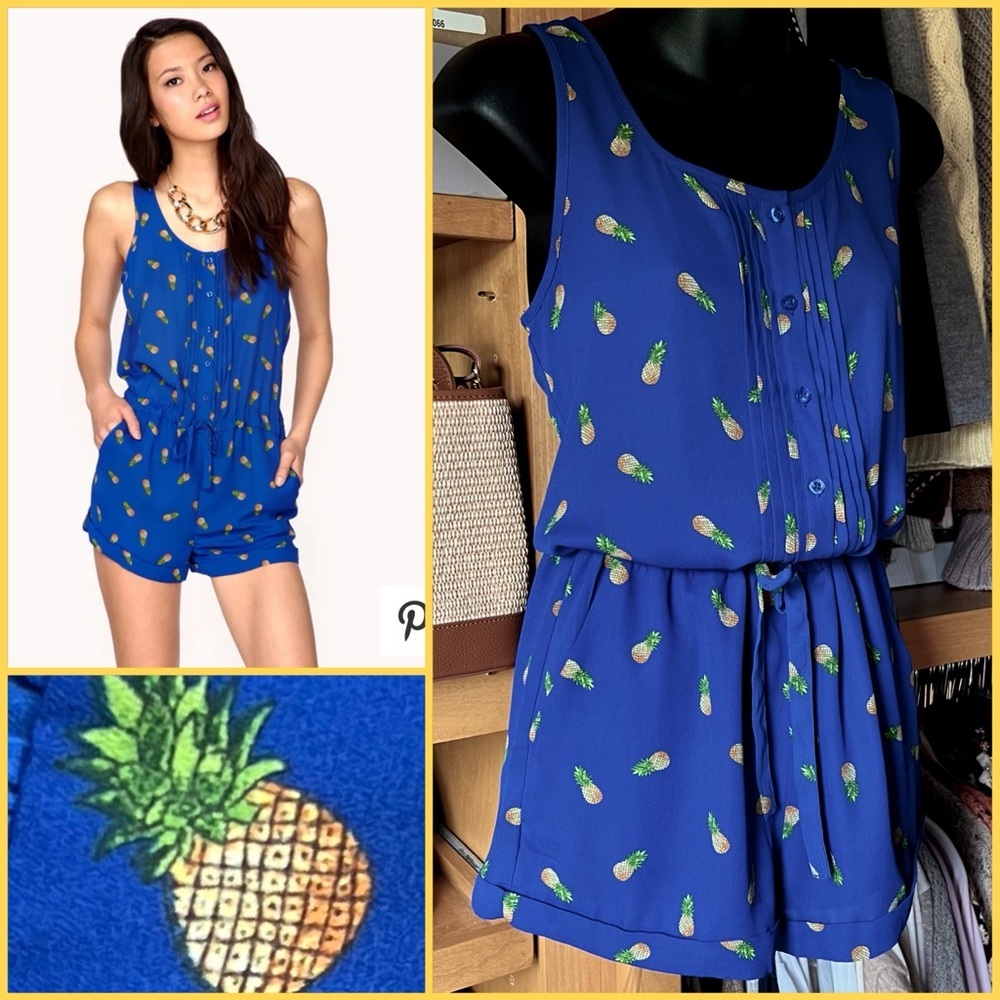 🎉5/$20🎉 FOREVER 21 Royal Blue Pineapple Print Casual Romper S